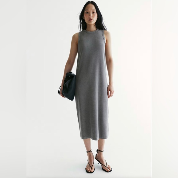 H&M The Ribbed Midi Dress in Grey, size Medium - Picture 5 of 16